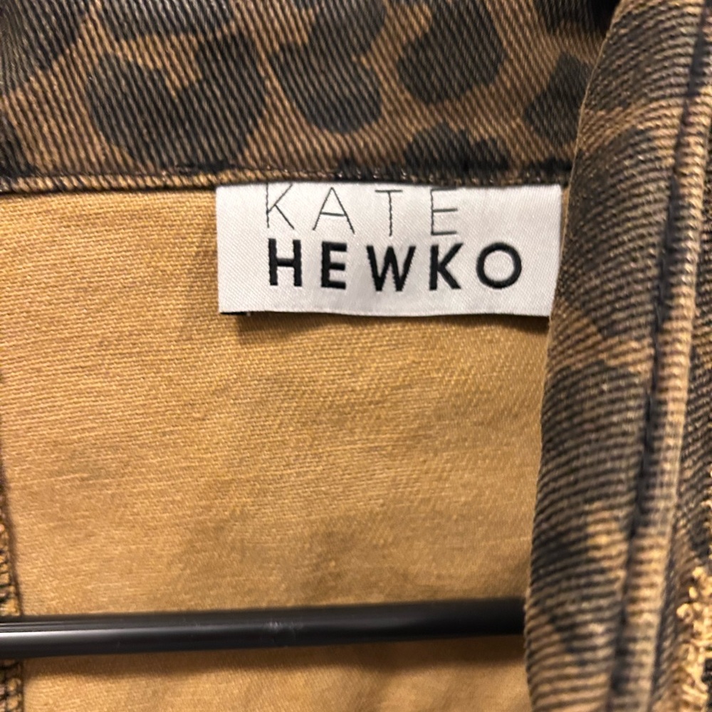 Hew Leopard Print Frayed Vest - Picture 2 of 5